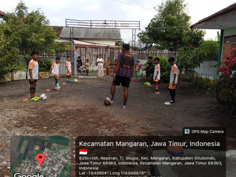 Ekstrakurikuler "Sepak bola"